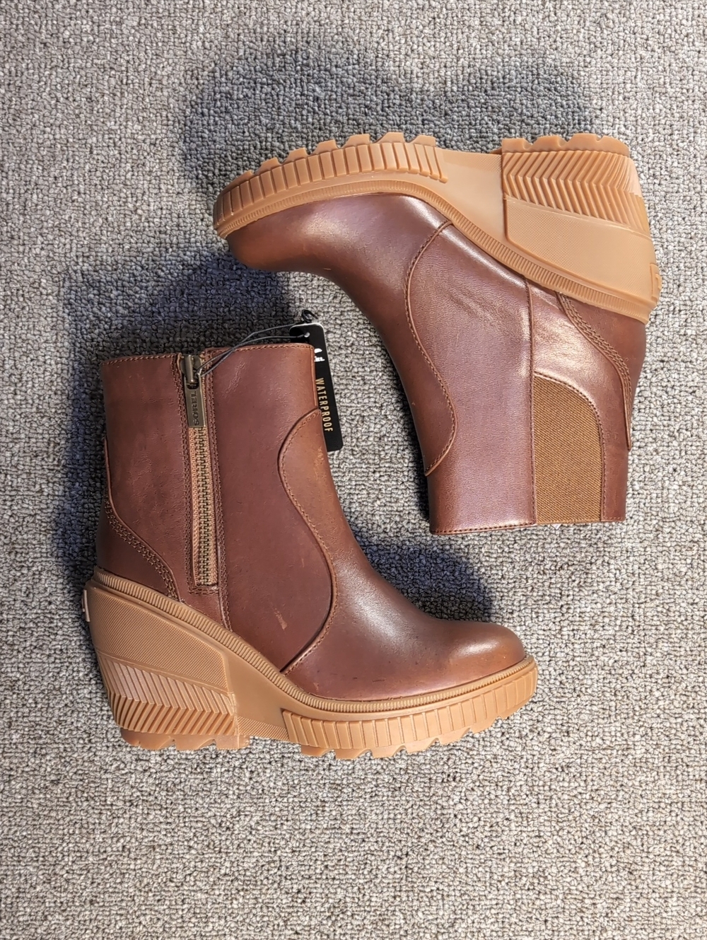 NWT SOREL Ona Ave Zip Wedge Boots Size 6.5 in Velvet Tan/Gum - Picture 7 of 9
